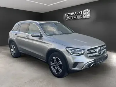 Używany Mercedes GLC220 Exclusive 194 KM (142 kW) 2022 Srebrny SUV
