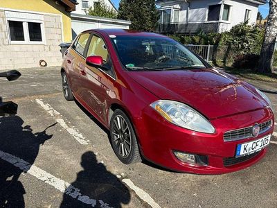 Second-hand Fiat Bravo Emotion 120 CP (88 kW) 2008 Roșu Hatchback