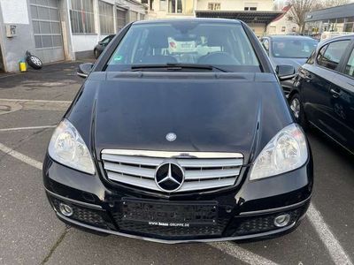 Kosmosschwarz metalliclack Gebraucht 2010 Mercedes A160 Limousine | 7.290 € (Etwas zu teuer)