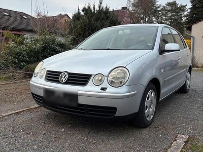 Gebraucht VW Polo 60 PS (44 kW) 2003 Silber Kleinwagen