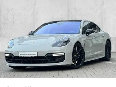 Begagnad Porsche Panamera Turbo 550 HK (404 kW) 2017 Grå Sedan