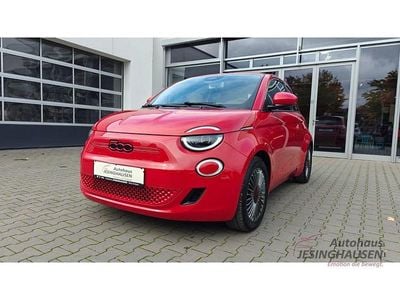 Gebraucht Fiat 500e Red 86 kW (118 PS) 2022 Rot Kleinwagen