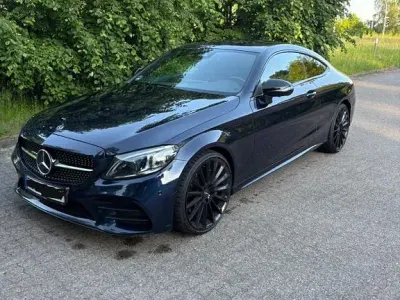 Gebraucht Mercedes C300 AMG line 245 PS (180 kW) 2020 Blau Coupé