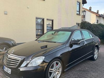 Gebraucht Mercedes E500 AMG 387 PS (284 kW) 2009 Schwarz Limousine