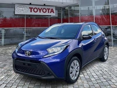 Nuova Toyota Aygo X Business Edition 72 CV (52 kW) 2025 Blu SUV