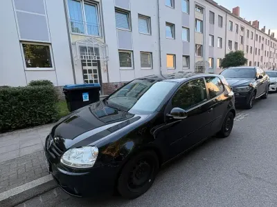 Gebraucht VW Golf V Edition 80 PS (58 kW) 2006 Schwarz Kleinwagen