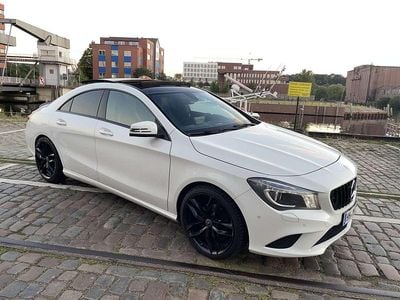 Gebraucht Mercedes CLA200 Urban 156 PS (114 kW) 2015 Coupé