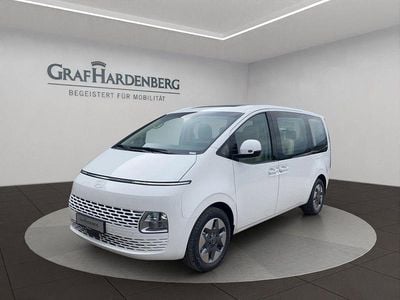 Neu Hyundai Staria Trend 225 PS (165 kW) 2025 Creamy white Van / Kleinbus
