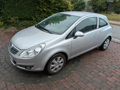 Gebraucht Opel Corsa Edition 80 PS (58 kW) 2008 Silber Kleinwagen