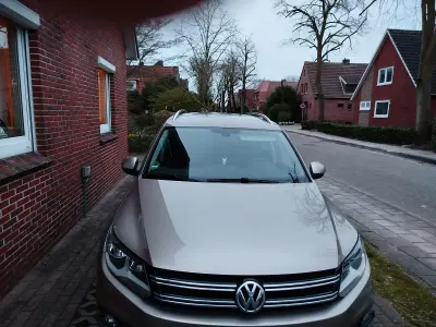 Gebraucht VW Tiguan Sportline 125 PS (91 kW) 2016 Andere farben SUV