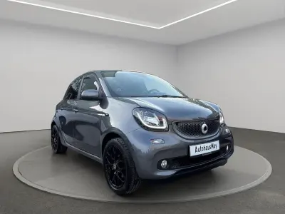 Gebraucht Smart ForFour Basis 90 PS (66 kW) 2019 Grau Kleinwagen