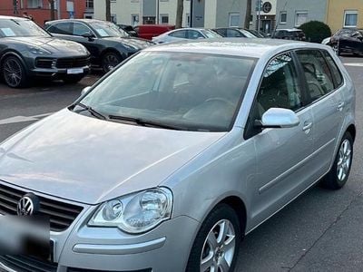 Silber Gebraucht 2007 VW Polo Kleinwagen | 3.899 € (Etwas zu teuer)