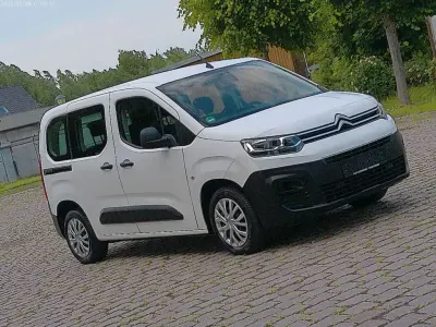 Gebraucht Citroën Berlingo Start 102 PS (75 kW) 2018 Weiß Van / Kleinbus