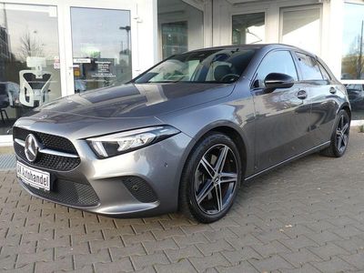Gebraucht Mercedes A250 Progressive 224 PS (164 kW) 2020 Mountaingrau Limousine