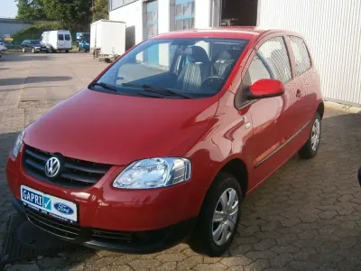 Gebraucht VW Fox Basis 54 PS (39 kW) 2007 Rot Kleinwagen