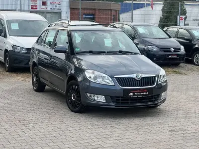 Gebraucht Skoda Fabia Ambiente 69 PS (50 kW) 2012 Grau Kombi