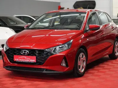 Gebraucht Hyundai i20 101 PS (74 kW) 2022 Rot Kleinwagen
