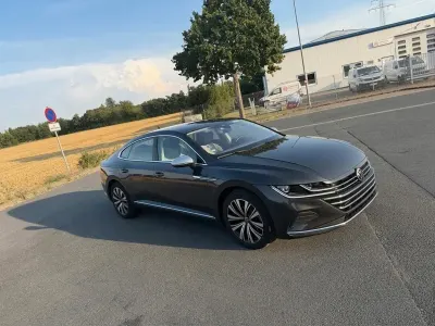 Gebraucht VW Arteon Elegance 218 PS (160 kW) 2022 Grau Limousine