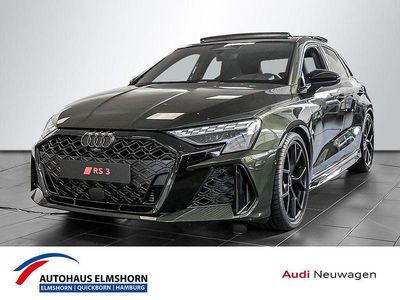 Grün Neu 2025 Audi RS3 Sportback Sport Kleinwagen | 87.050 €