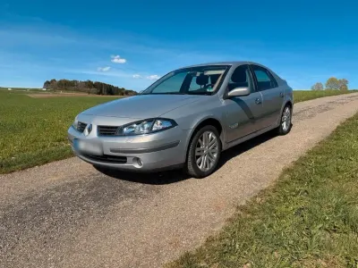 Brugt Renault Laguna II Dynamique 135 HK (99 kW) 2006 Sølv Sedan