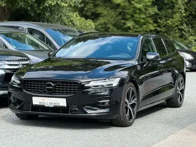 Gebraucht Volvo V60 R-Design 150 PS (110 kW) 2020 Schwarz Kombi