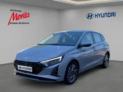 Ny Hyundai i20 Trend 101 HK (74 kW) 2025 Grå Hatchback