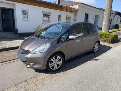 Gebraucht Honda Jazz Comfort 99 PS (72 kW) 2013 Braun Kleinwagen