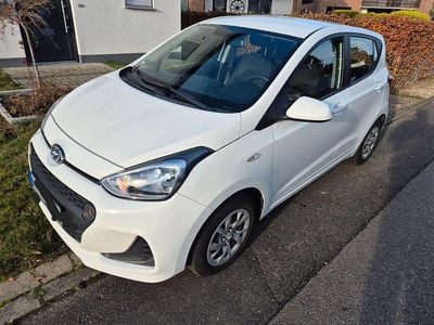 Weiß Gebraucht 2019 Hyundai i10 Select Kleinwagen | 11.100 € (Fairer Preis)