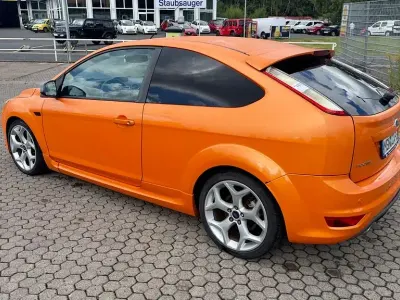 Gebraucht Ford Focus ST 226 PS (166 kW) 2008 Orange Limousine
