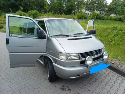 Gebraucht VW T4 102 PS (75 kW) 1999 Grau Van