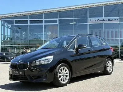 Gebraucht BMW 220 Active Tourer Advantage 270 PS (198 kW) 2019 Schwarz Van / Kleinbus