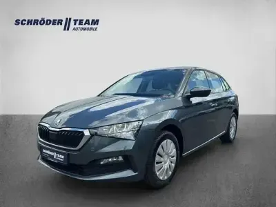 Używany Skoda Scala Active 95 KM (69 kW) 2019 Szary Hatchback