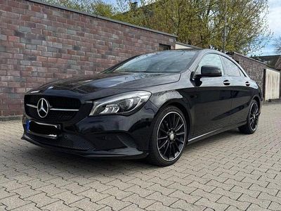 Usata Mercedes CLA180 AMG 122 CV (89 kW) 2016 Nero Berlina