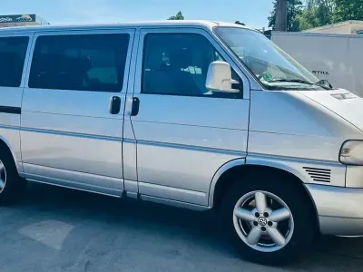 Usado VW T4 151 HP (111 kW) 2003 Prateado Van
