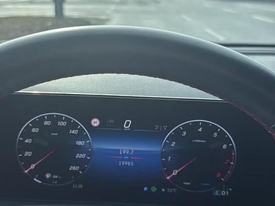 Gebraucht Mercedes GLB200 163 PS (119 kW) 2024 Schwarz SUV