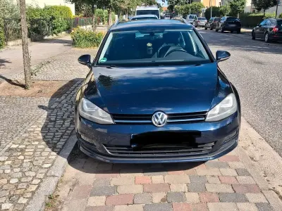 Gebraucht VW Golf VII Comfortline 125 PS (91 kW) 2013 Blau Kombi