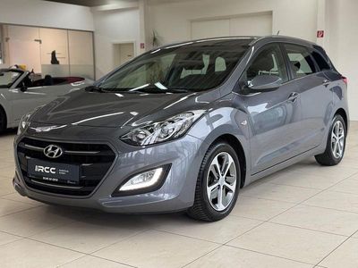 Gebraucht Hyundai i30 YES! 135 PS (99 kW) 2015 Grau Kombi