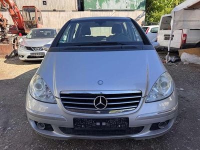 Second-hand Mercedes A150 95 CP (69 kW) 2005 Argintiu Hatchback