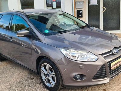 Gebraucht Ford Focus Champions Edition 125 PS (91 kW) 2013 Braun Kombi