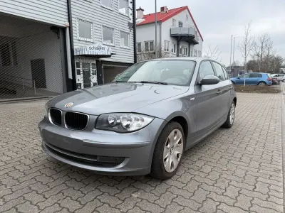 Gebraucht BMW 118 Advantage 143 PS (105 kW) 2009 Grau Kleinwagen