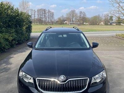 Gebraucht Skoda Octavia 110 PS (80 kW) 2015 Schwarz Kleinwagen