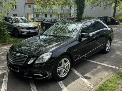 Gebraucht Mercedes E350 231 PS (169 kW) 2009 Schwarz Limousine