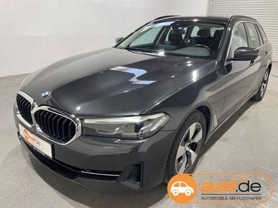 Gebraucht BMW 520 190 PS (139 kW) 2022 Grau Kombi