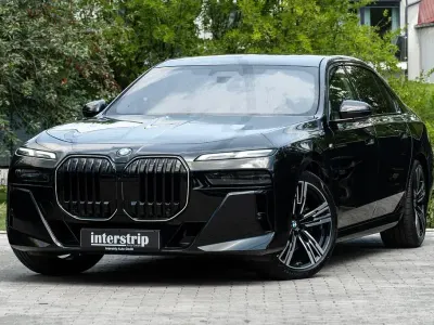 Gebraucht BMW 740 M Sport 299 PS (219 kW) 2026 Schwarz Limousine