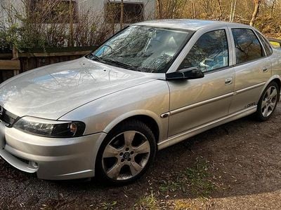 Gebraucht Opel Vectra 101 PS (74 kW) 2001 Silber Limousine