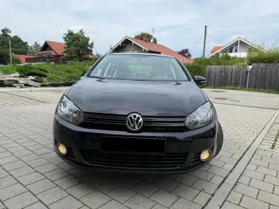 Gebraucht VW Golf VI Comfortline 110 PS (80 kW) 2009 Schwarz Kleinwagen