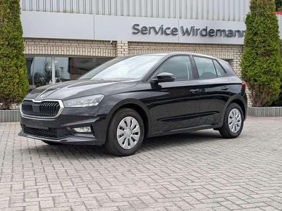 Schwarz Neu 2025 Skoda Fabia Essence Kleinwagen | 17.990 € (Fairer Preis)
