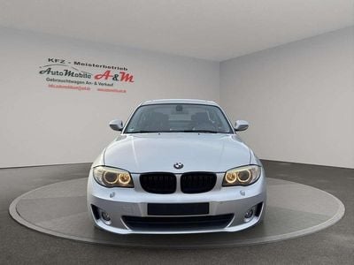 Gebraucht BMW 123 Coupé Advantage 204 PS (150 kW) 2011 Silber Coupé