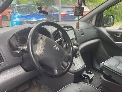 Hyundai H-1