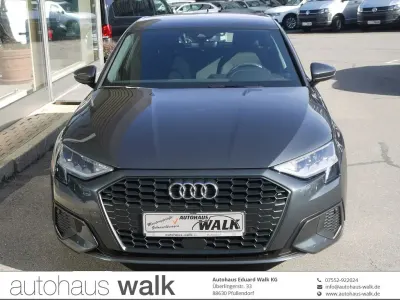 Gebraucht Audi A3 150 PS (110 kW) 2022 Grau Limousine